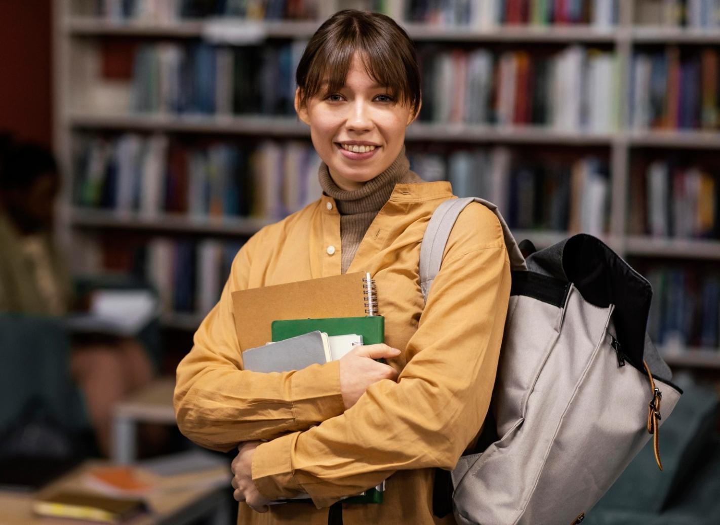 Estudiante planificando presupuesto en Madrid